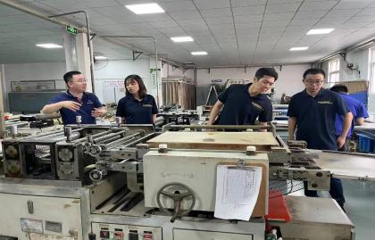 Hyundai (Jiangsu) Construction Machinery Co., Ltd. visite l’usine Headman